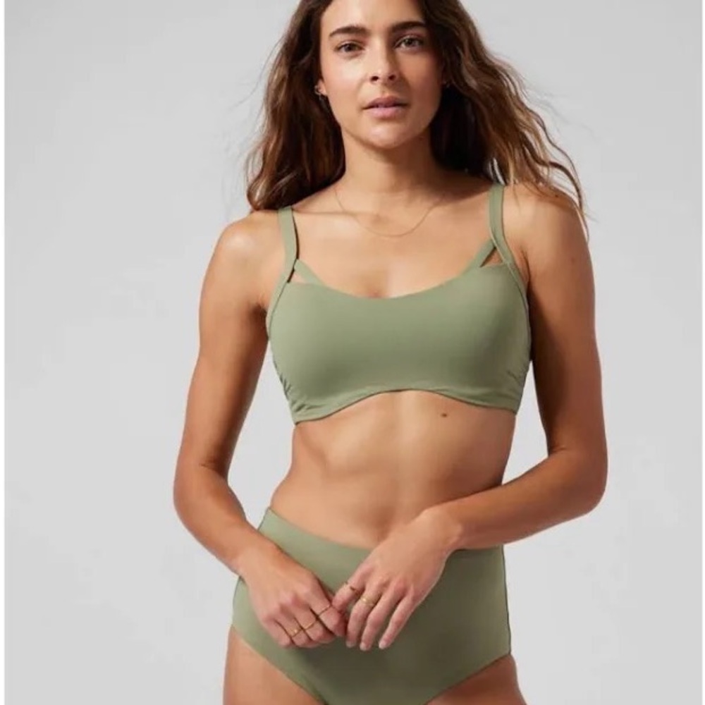 Athleta Palm Bra Cup Bikini Top